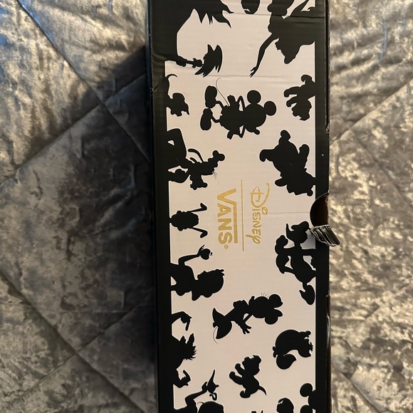 Disney Little Mermaid Authentic Vans - Picture 12 of 13